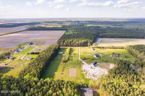 839 E Ridge Rd, Shawboro, NC 27973 photo 8
