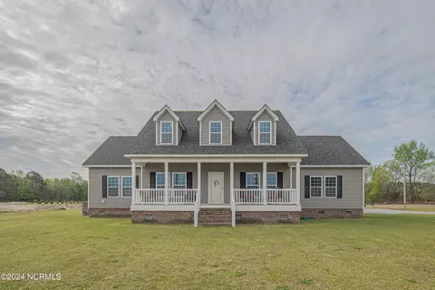 2368 Old Creek Rd, Greenville, NC 27834