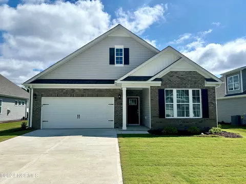 6007 Bayberry Park Dr, New Bern, NC 28562