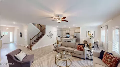 Entry Way - 127 Cherry Laurel Dr, Wallace, NC 28466 photo 2 of 6