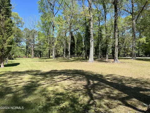 159 Roanoke Avenue Ext Ext, Bath, NC 27808