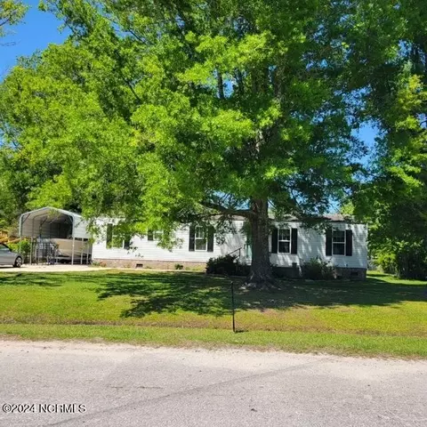 2545 Pine Dr SW, Supply, NC 28462