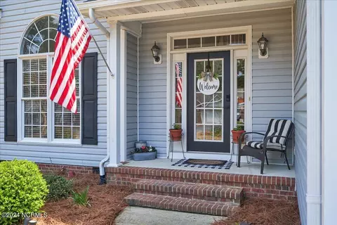 Exterior - 100 Rutledge Ln, Pinehurst, NC 28374 photo 8 of 19