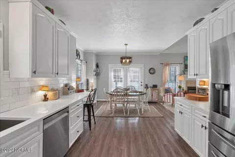 Kitchen - 100 Rutledge Ln, Pinehurst, NC 28374 photo 6 of 6