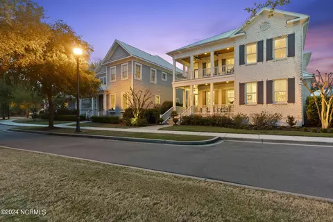 912 Striking Island Dr, Wilmington, NC 28403