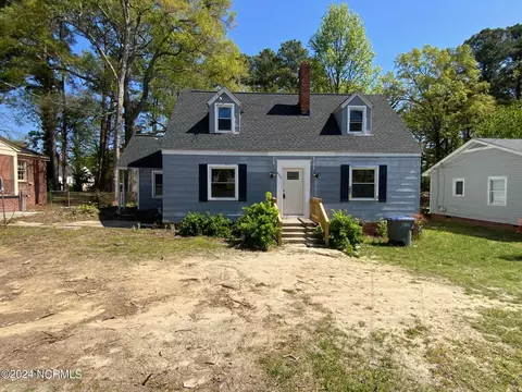 822 Eastern Ave, Rocky Mount, NC 27801