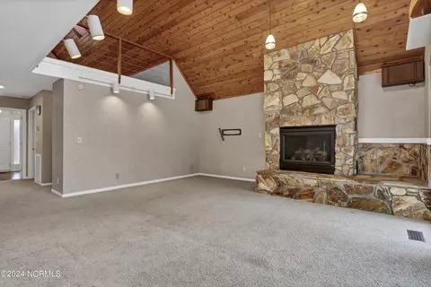 Living - 113 White Heron Cove Rd, Hampstead, NC 28443 photo 4 of 5
