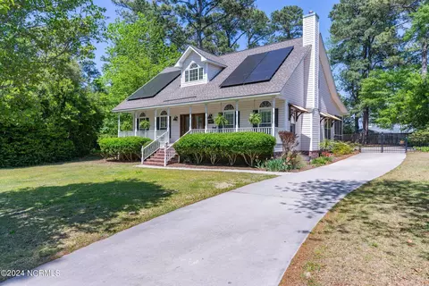 705 Arjean Dr, Wilmington, NC 28411