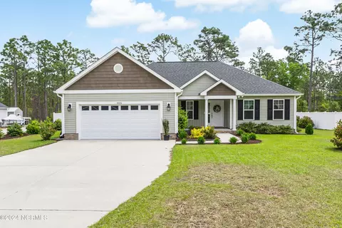1026 Nicklaus Rd, Southport, NC 28461
