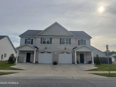 1629 Cambria Dr #B, Greenville, NC 27834