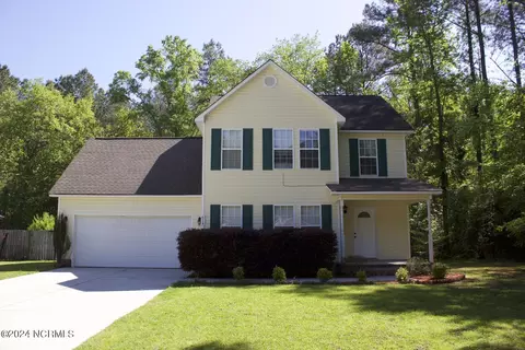 614 Walnut Dr, Jacksonville, NC 28540