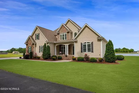 5899 Mante Dr, Grifton, NC 28530