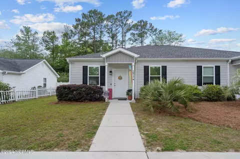 1012 Durham Ave SW #A, Calabash, NC 28467
