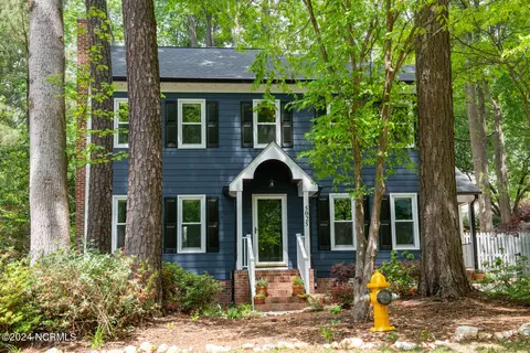 5025 Denham Ct, Raleigh, NC 27613