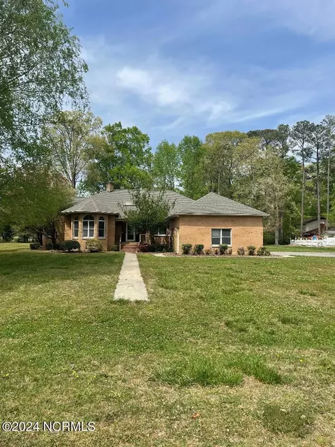 2502 Riddick Rd, Elizabeth City, NC 27909