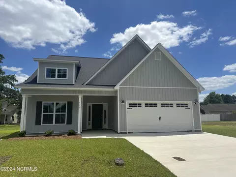 418 Pepperbush Ct, Ayden, NC 28513