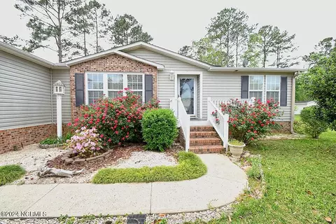 840 Nicholas Dr, Calabash, NC 28467