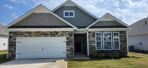 6010 Bayberry Park Dr, New Bern, NC 28562