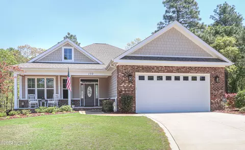 150 Heath Ct, West End, NC 27376