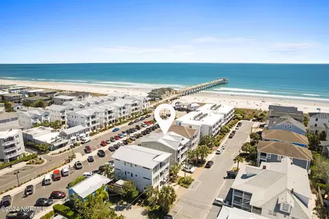 9 E Greensboro St #B, Wrightsville Beach, NC 28480