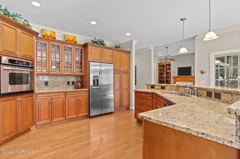 Kitchen - 21 Lasswade Dr, Pinehurst, NC 28374 photo 2 of 2