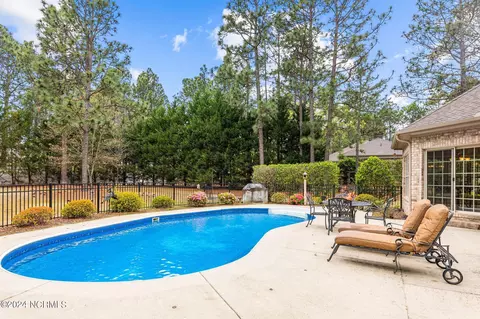 Exterior - 21 Lasswade Dr, Pinehurst, NC 28374 photo 3 of 7