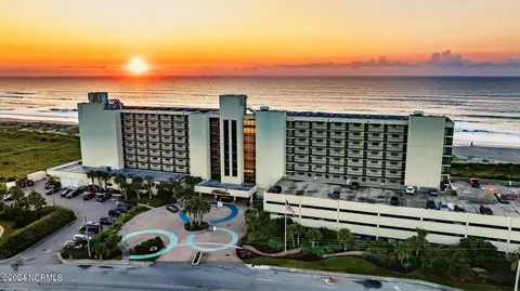 2700 N Lumina Ave #420, Wrightsville Beach, NC 28480