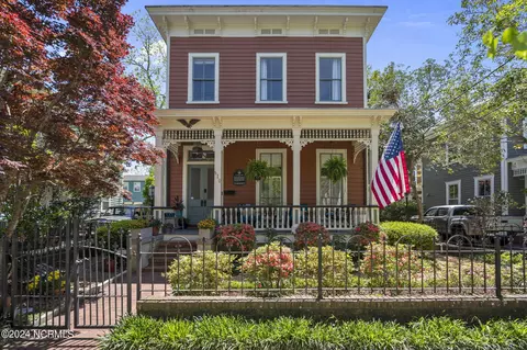 610 Chestnut St, Wilmington, NC 28401