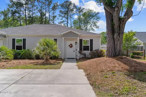 1012 Durham Ave SW #B, Calabash, NC 28467