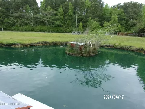 Exterior - 144 Ferris Dr, Atkinson, NC 28421 photo 5 of 21