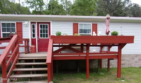 Exterior - 144 Ferris Dr, Atkinson, NC 28421 photo 2 of 21