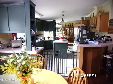 Kitchen - 144 Ferris Dr, Atkinson, NC 28421 photo 4 of 6