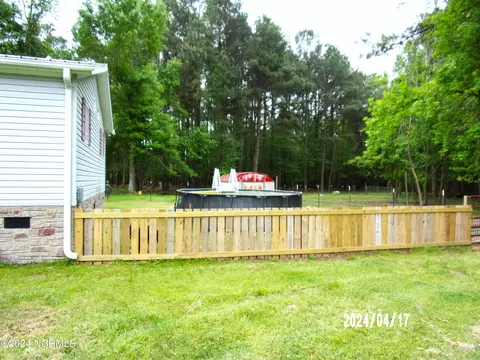 Exterior - 144 Ferris Dr, Atkinson, NC 28421 photo 4 of 21