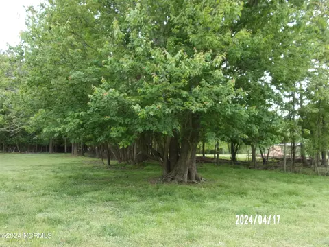 View/Area - 144 Ferris Dr, Atkinson, NC 28421 photo 5 of 11