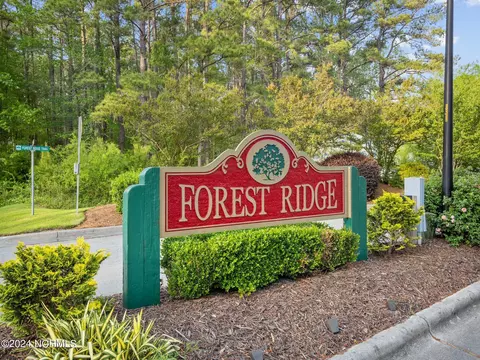 306 Joans Rdg, Stella, NC 28582