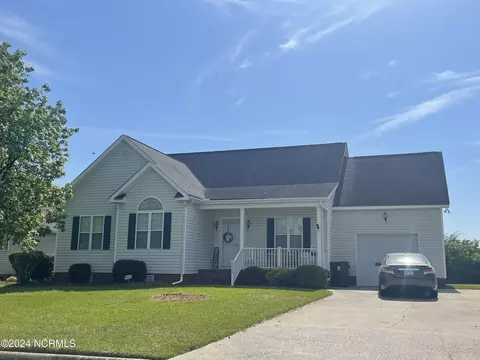 2115 Winder Dr, Winterville, NC 28590
