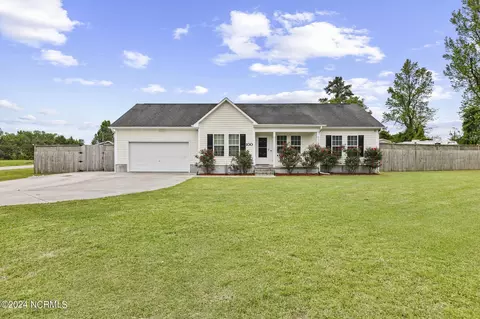 100 Killis Blvd, Richlands, NC 28574