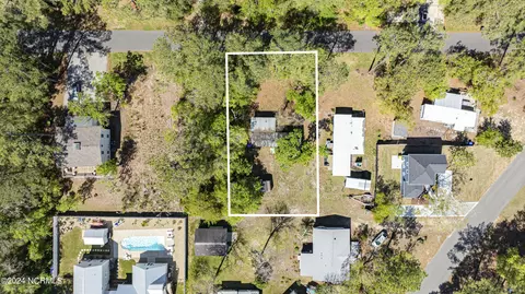 244 NE 70th St, Oak Island, NC 28465