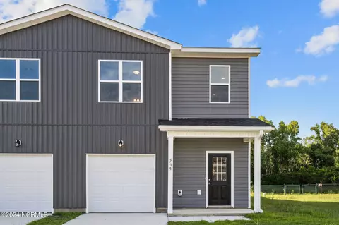 249 Winstead Loop, Richlands, NC 28574