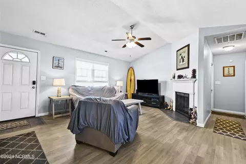 Bedroom - 103 Gamble Way, Hubert, NC 28539 photo 1 of 7