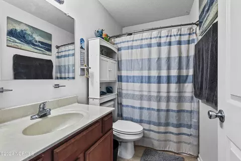 Bath - 103 Gamble Way, Hubert, NC 28539 photo 3 of 3
