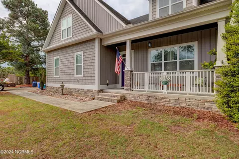 194 Heritage Way, Hampstead, NC 28443 photo 2