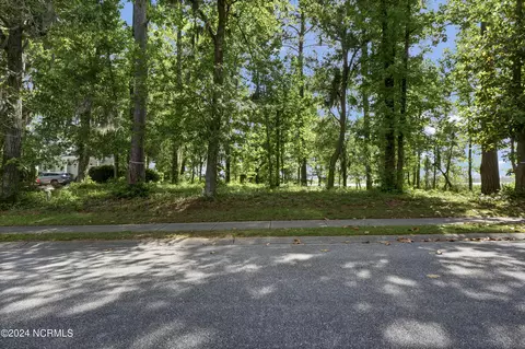 1049 Club Ct, Belville, NC 28451