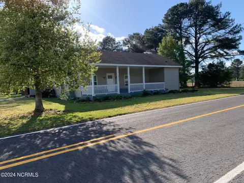 7342 Wheat Swamp Rd, Lucama, NC 27851