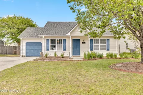 4913 Grouse Woods Dr, Wilmington, NC 28411