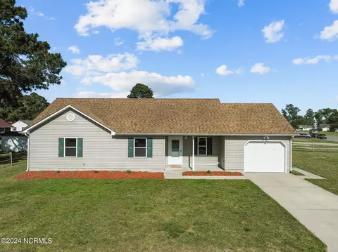 906 Cedar Point Cir, Elizabeth City, NC 27909