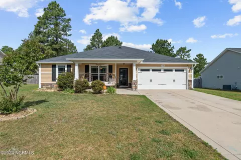 50 Burr Oak Cir, Bunnlevel, NC 28323