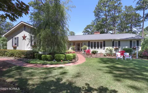 195 Doral Dr, Pinehurst, NC 28374