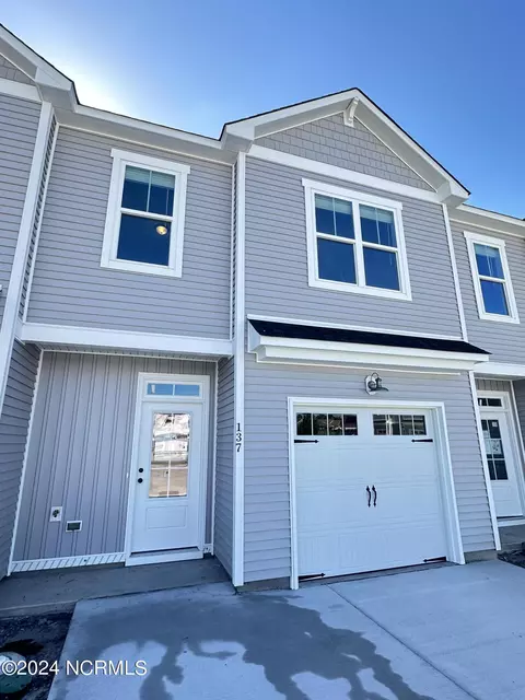 137 Jansen Ln, Winnabow, NC 28479