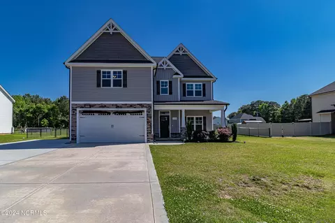 104 Weatherstone Ct, Pikeville, NC 27863